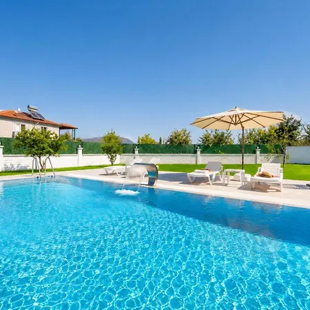 Grand Yasar 4 *