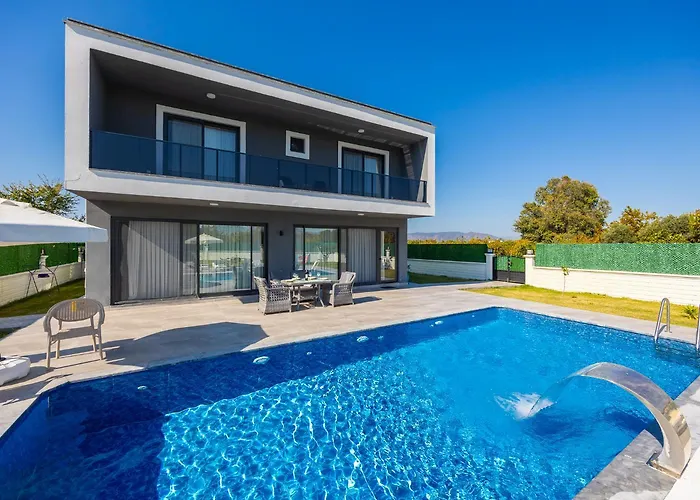 ヴィラ Grand Yasar 4 Okcular